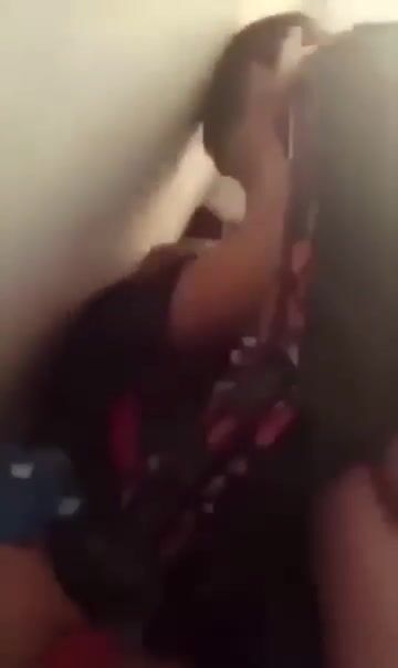 E teen 18 bị đjt